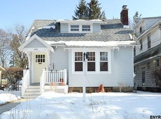 1140 Palmer Ave, Niskayuna, NY 12309