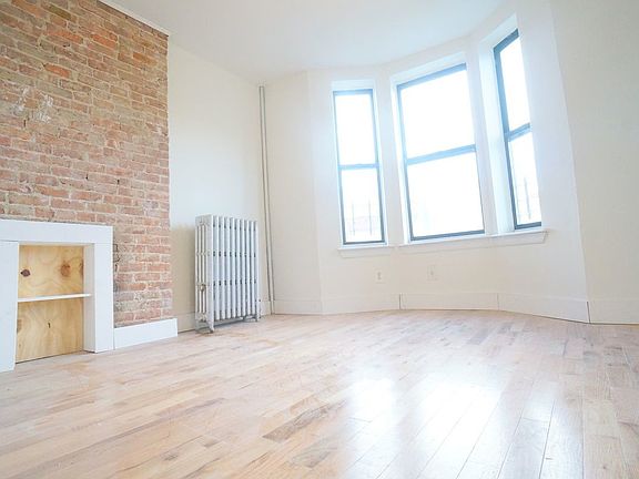 4th image of 643 Franklin Ave #1RKF