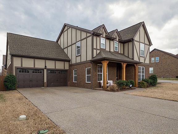 2nd image of 6003 Yellowstone Dr
