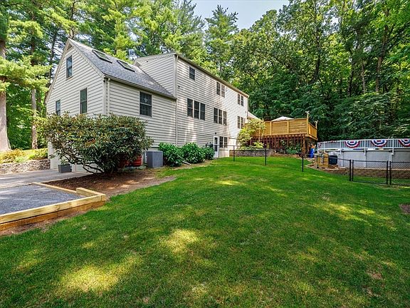 2nd image of 33 Pine Arden Dr