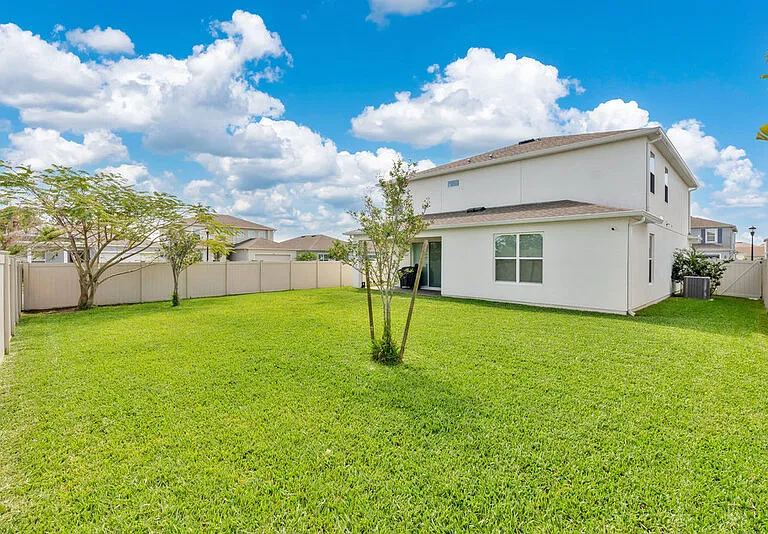4894 Knoll Ln — Photo 24
