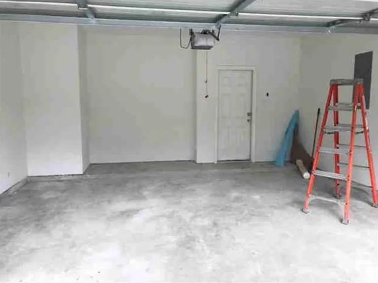 7911 Observatory St — Photo 9