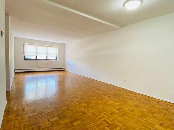 5th image of 409 Westchester Ave #2H
