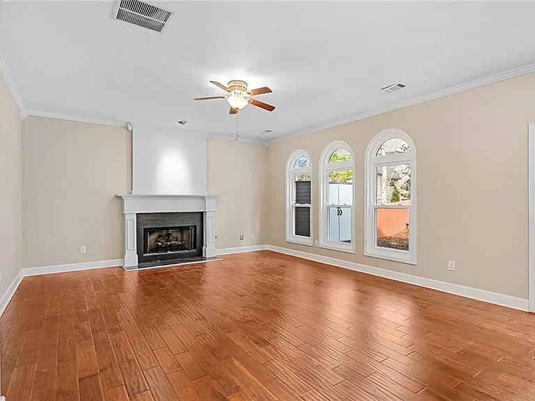 560 Kimball Crest Ct — Photo 9