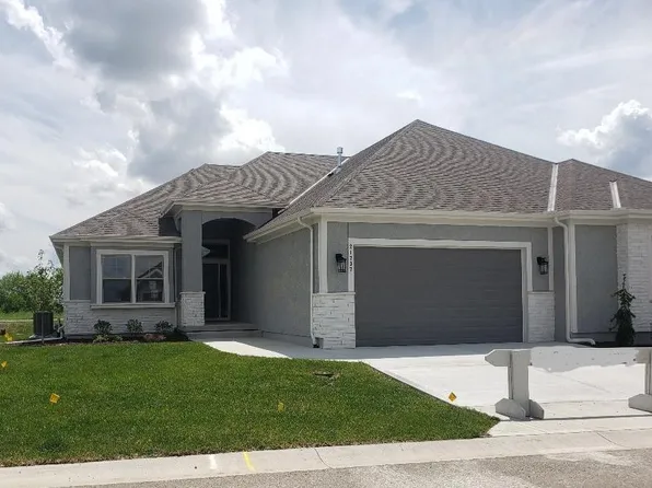 21737 W 116th Pl, Olathe, KS 66061