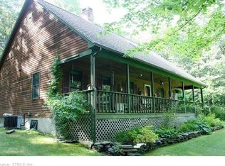 18 Julia Ln, Granville, MA 01034