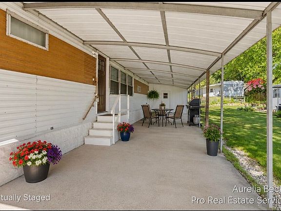 5th image of 5720 Manistee Dr NE