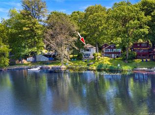 83 White Birch Dr, Guilford, CT 06437