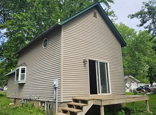 117 2nd St NW, Clear Lake, WI 54005