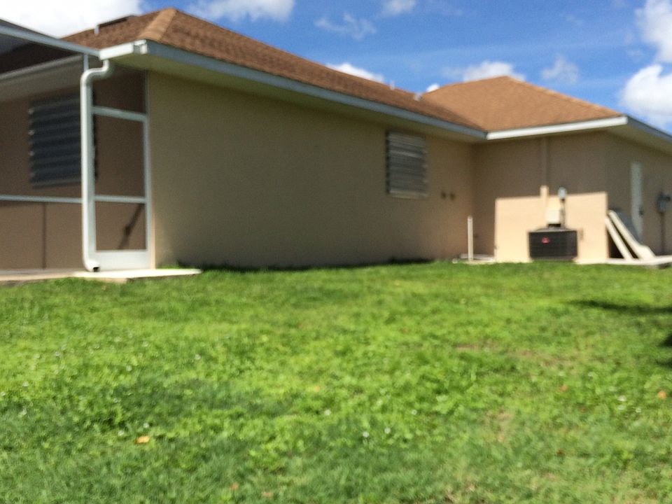 1st image of 508 SW 31st Ter