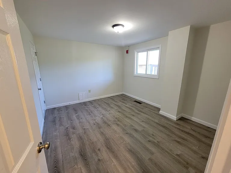 2352 Mendon — Photo 9