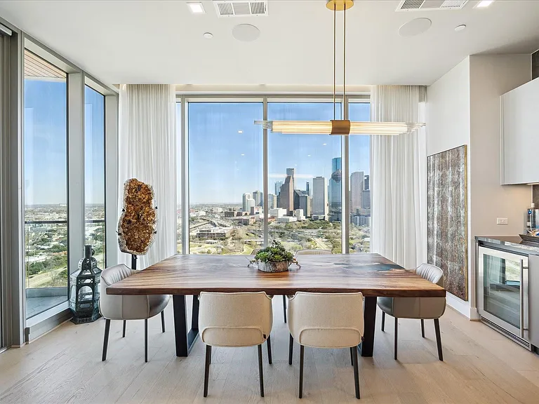 1711 Allen Pkwy #2506 — Photo 3