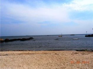 7 Reeves Ave, Guilford, CT 06437