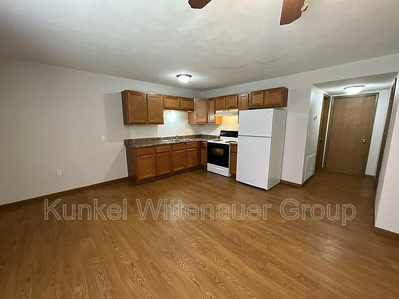 4th image of 1808-1 Jamestown Rd