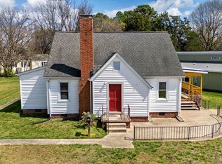 414 S Maple St, Graham, NC 27253