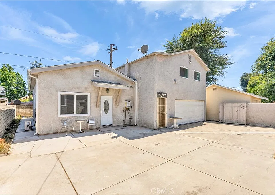 656 E I St #B