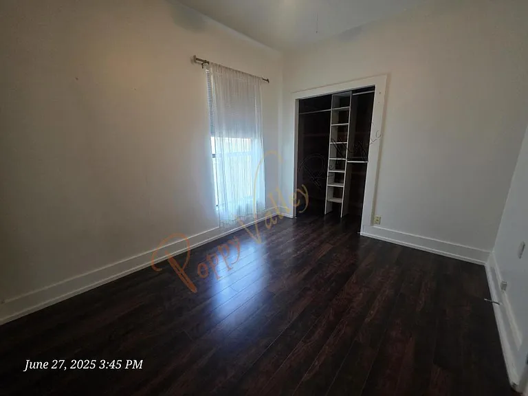 305 Grandview Ave — Photo 5