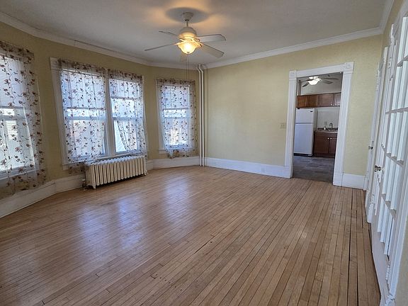 5th image of 115 E Parkway Ave #115