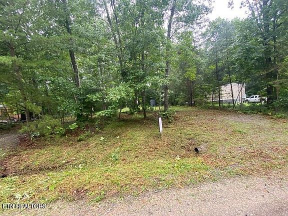 3rd image of 3241 Oswego Rd