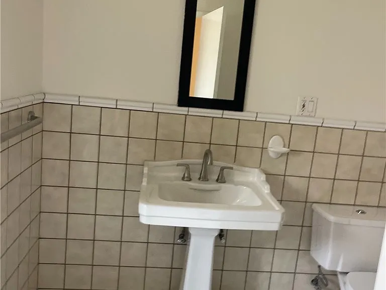 4532 Walnut St — Photo 6