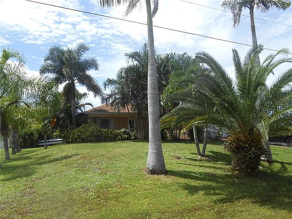 2nd image of 418 NW 26th Pl