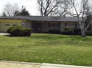 17115 Alta Vista Dr, Southfield, MI 48075