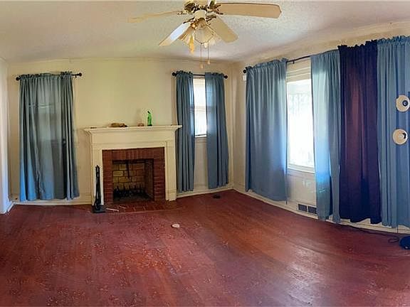 2nd image of 2907 Gilmer Ave