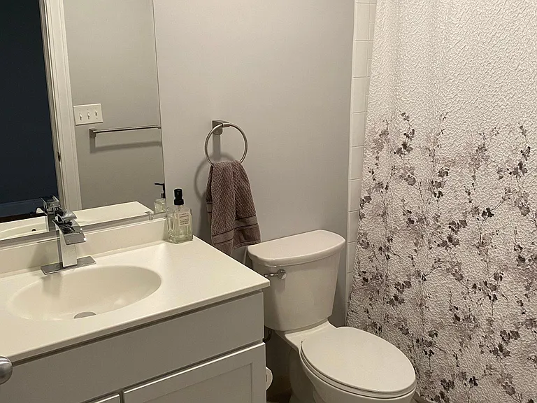 15 Guild St #403 — Photo 7