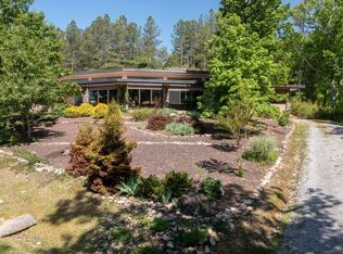 1055 Sherwood Shores Dr, Spring City, TN 37381