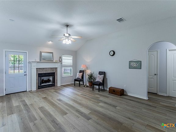 2nd image of 8708 Laurel Rdg