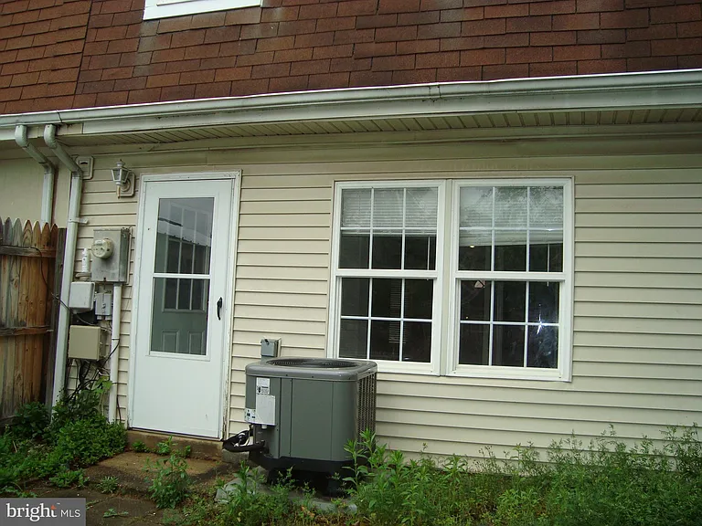 1807 Arwell Ct — Photo 17