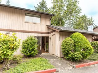 4045 145th Ave NE #L2, Bellevue, WA 98007