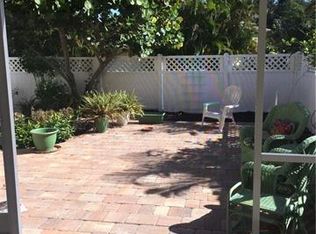 1201 Solana Rd APT 6, Naples, FL 34103