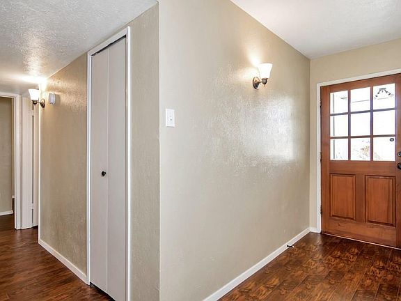 4th image of 5000 Griffin Dr