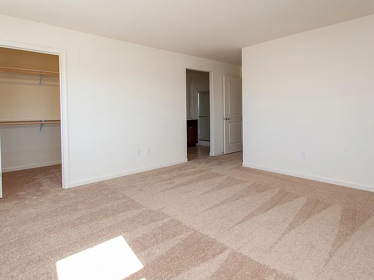 8904 Coyote Bluff Dr — Photo 37