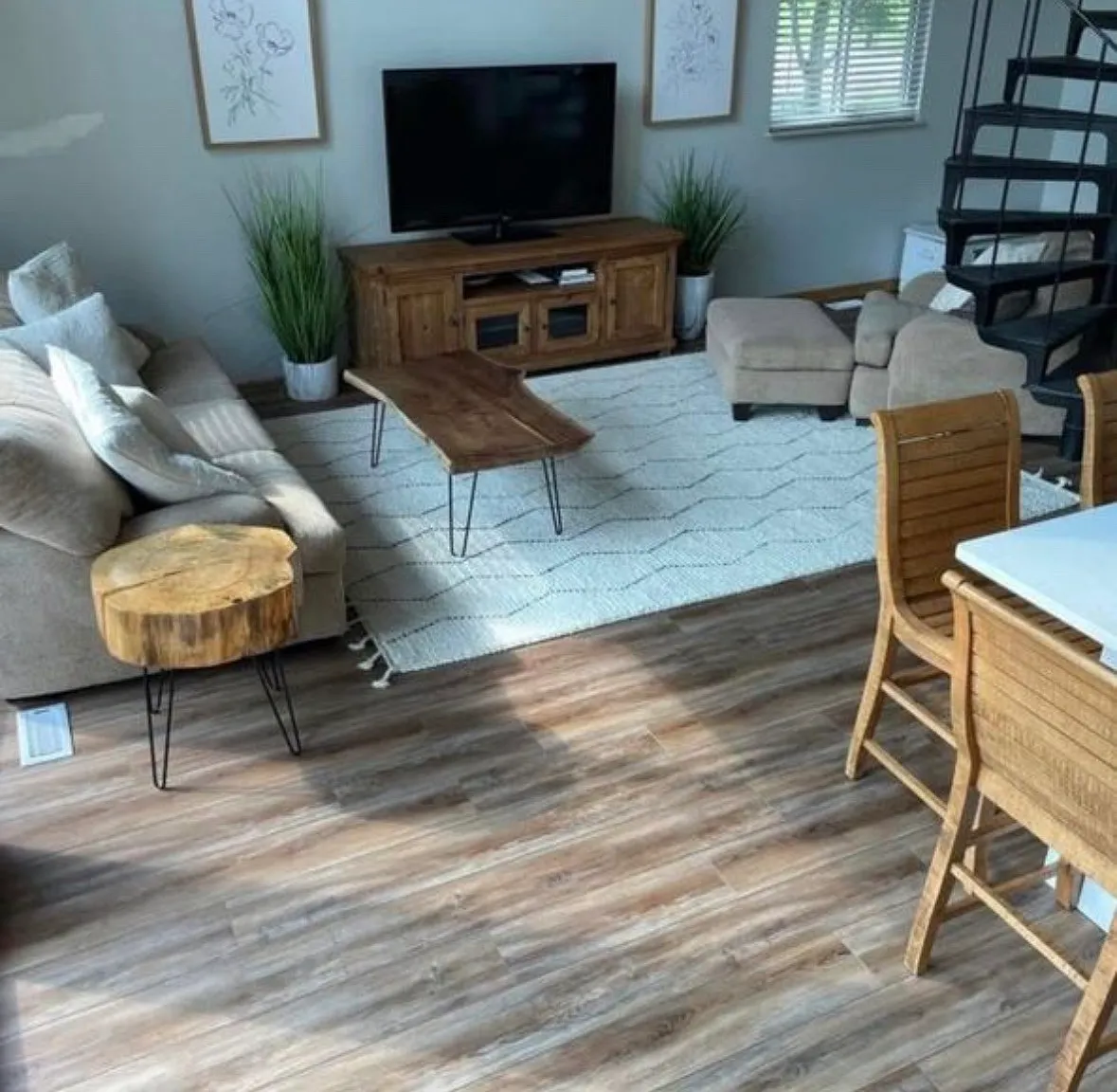 2 bed, 1.5 bath, 1200 sqft, $1,600 — Photo 4