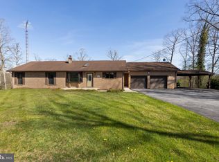 5248 Cherry Run Rd, Hedgesville, WV 25427