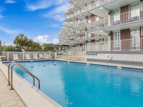 3rd image of 935 E Causeway Blvd APT 104