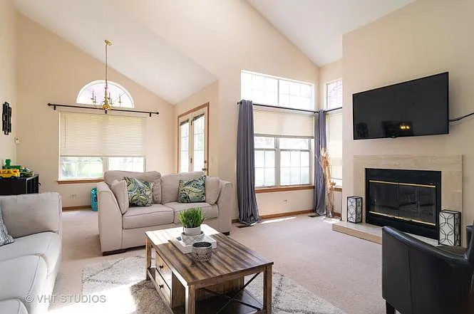 101 Thistle Ct — Photo 5