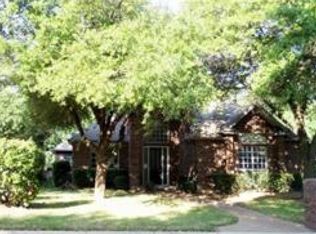 2504 Laurel Valley Ln, Arlington, TX 76006
