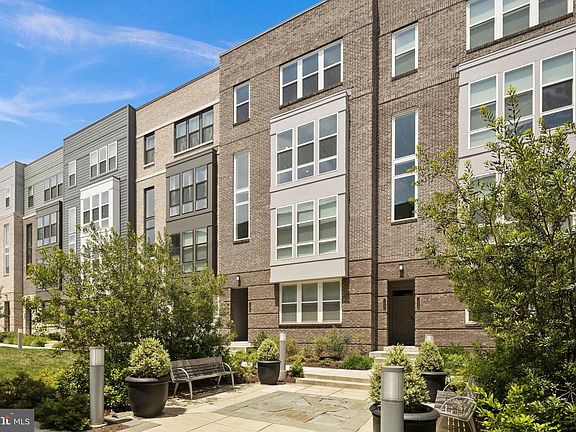 4th image of 13331 Launders St Unit 136
