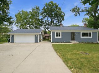 444 Pleasure Dr, Mundelein, IL 60060