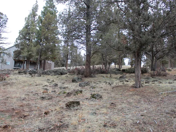 267 Coopers Hawk Rd #267, Klamath Falls, OR 97601
