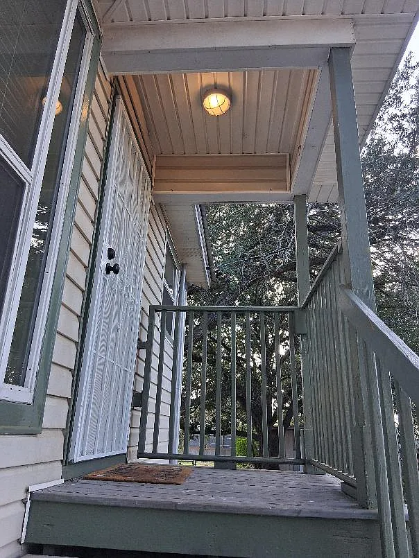 813 Raab Ave — Photo 3
