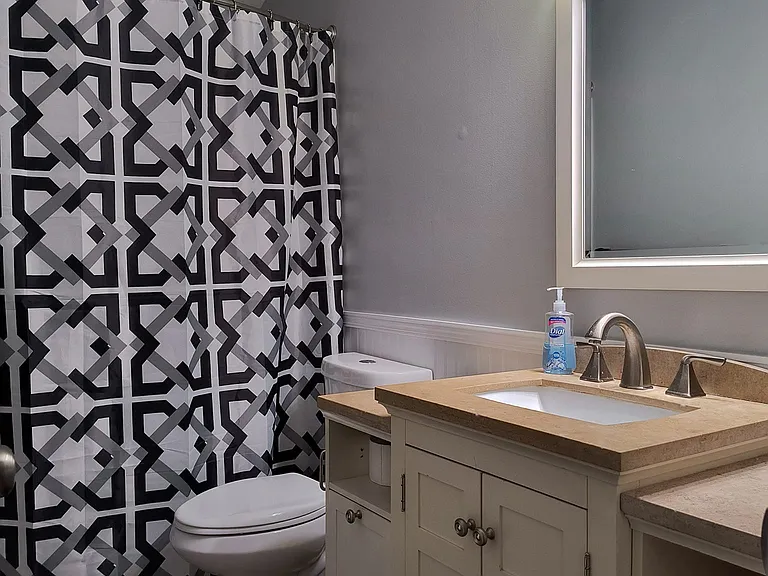 3501 N Miller Rd — Photo 5