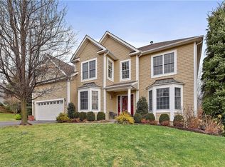 10 Miller Cir, Armonk, NY 10504