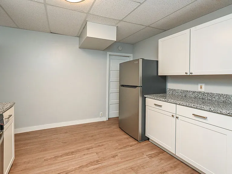 872 Clifton Crest Ter #3 — Photo 2