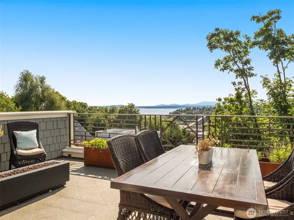 1818 12th Avenue W, Seattle, WA 98119