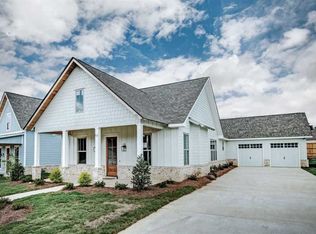 812 Long Leaf Circle, Brandon, MS 39042