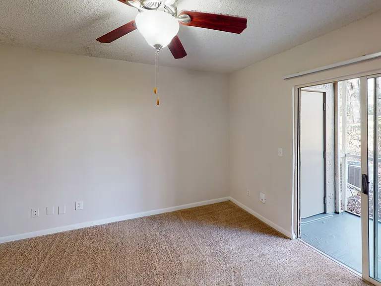 Altamira Place Apartment Homes — Photo 70